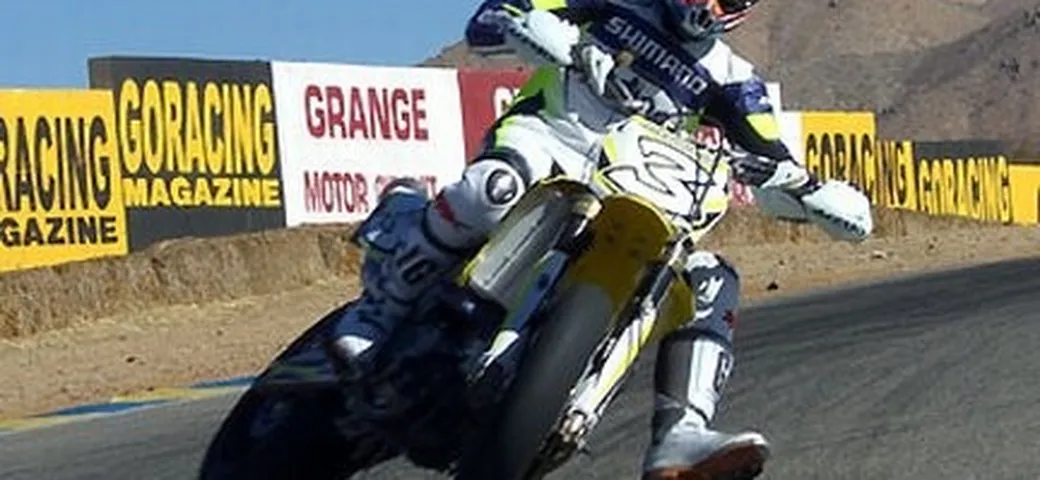 Biaggi sul motard con i fratelli Hayden