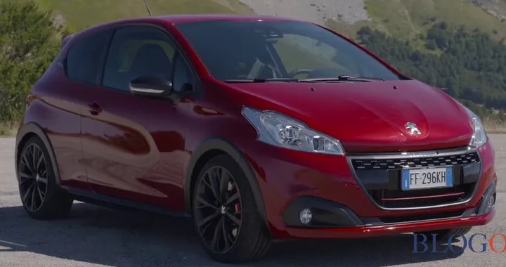 Peugeot 208 GTi: DNA Sportivo [Video]
