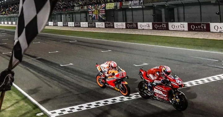 MotoGP: la Honda di Marquez vola a 352 km/h. Viñales "fermo" a 341