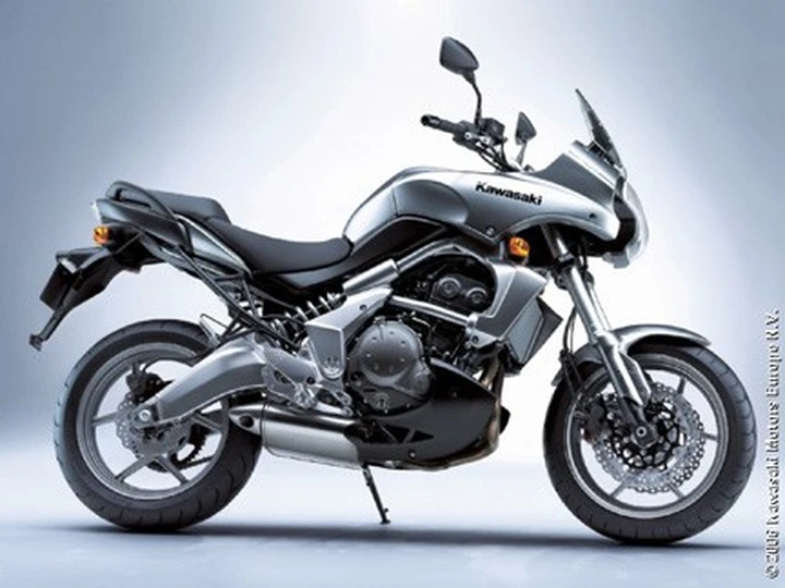 Nuova Kawasaki Versys 650