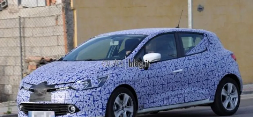 Foto spia Renault Clio