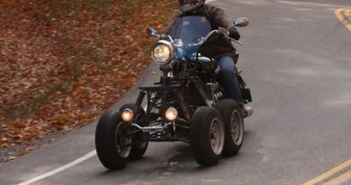 Quattro sterzanti e una motrice