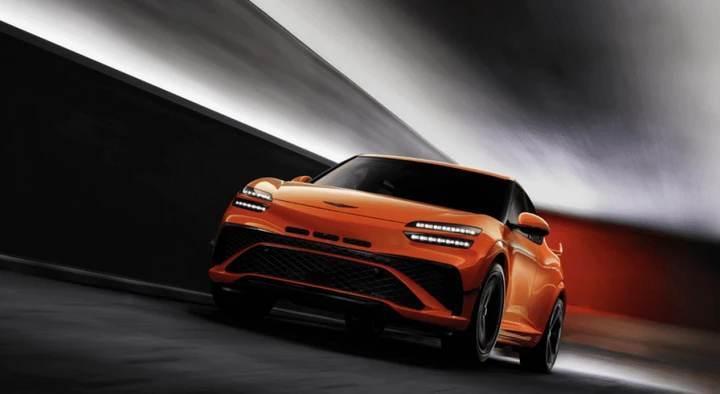 Genesis GV60 Magma, con 650 CV sfida i colossi delle performance