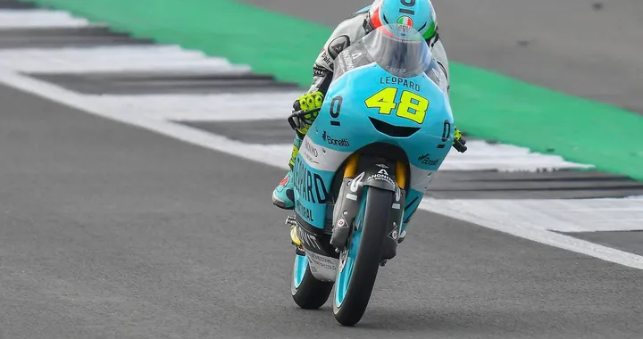 Moto3-show: la “prima” di Dalla Porta. Ko del Bez. Martin torna leader