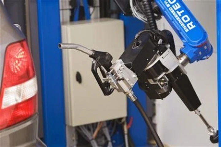 Dall'Olanda TankPitStop, il robot benzinaio