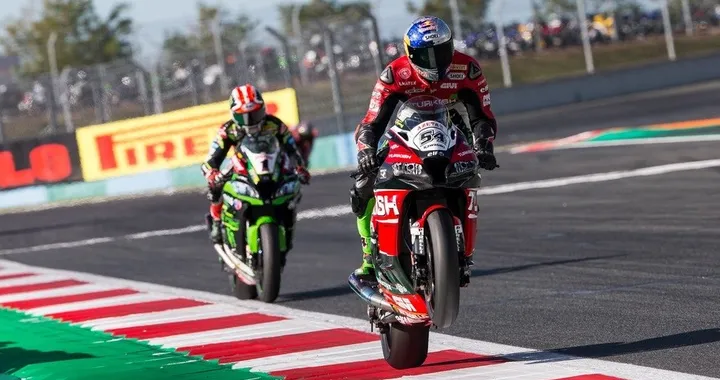 SBK Francia: Razgatlioglu concede il "bis"