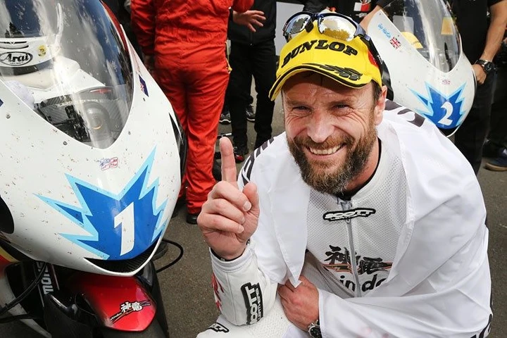 Tourist Trophy 2018, Bruce Anstey fermato dal tumore