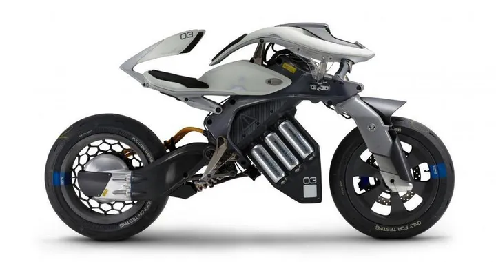 Yamaha guarda al futuro con MOTOROiD