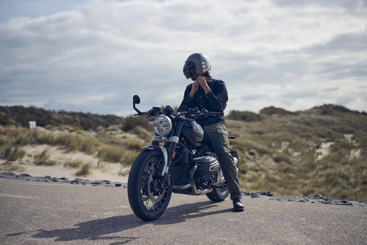 ingrandisci immagine