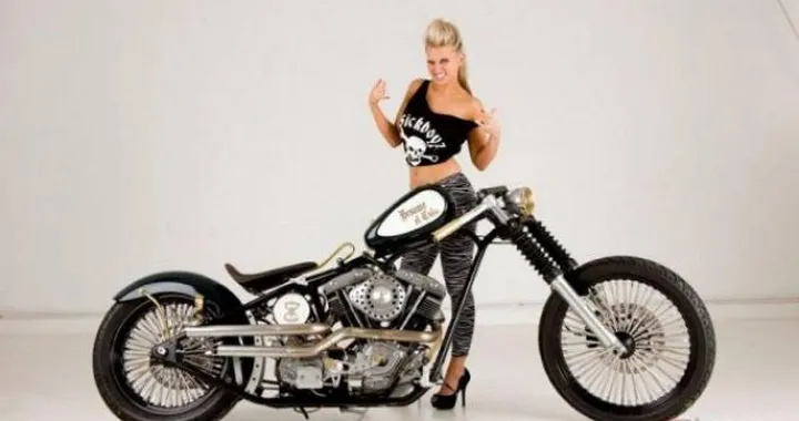 Sickboyz Customs "Besame El C..." : un modello dal carattere poco educato