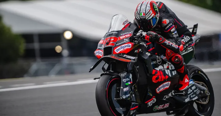 Aprilia Racing e la sfida di Silverstone con Bezzecchi e Savadori