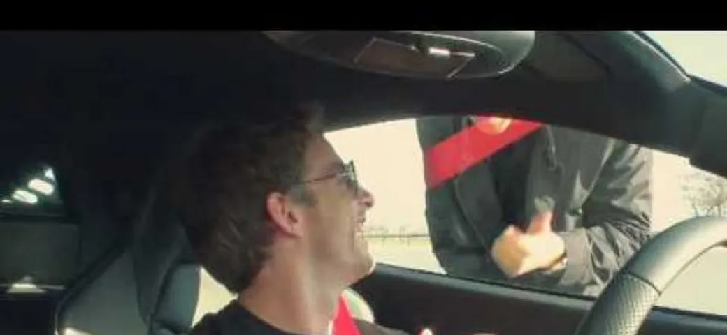 McLaren MP4-12C: il video-test di Hamilton e Button
