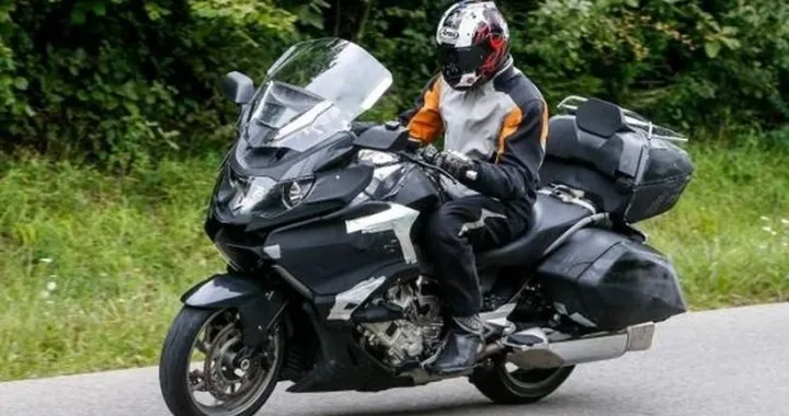 BMW K 1600 GTL 2015: nuova foto spia