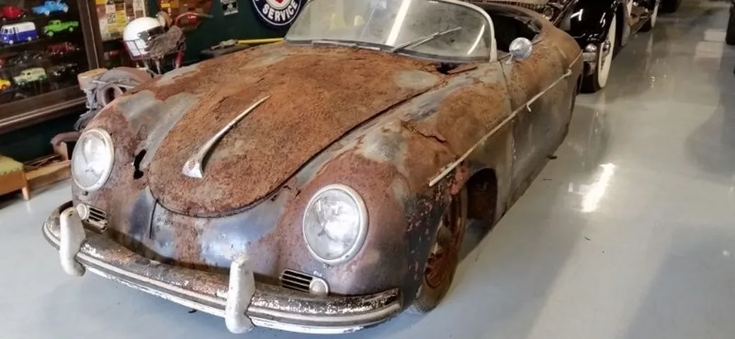 Ritrovata dopo 41 anni una rara Porsche 356 A