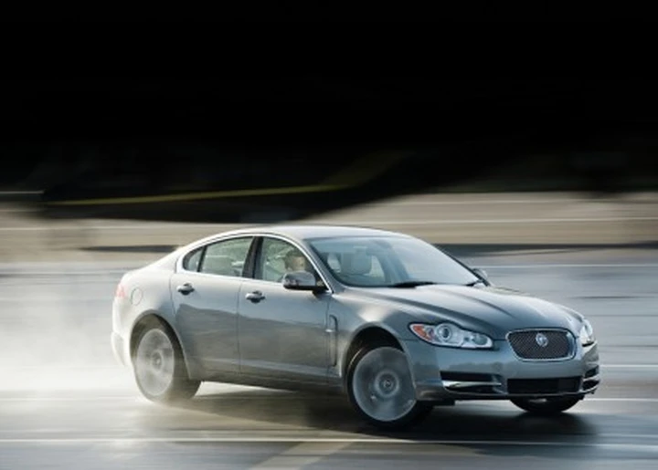 Jaguar XF: i prezzi per il mercato Inglese