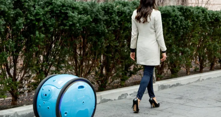 Piaggio Gita: il trolley a guida autonoma [Video]