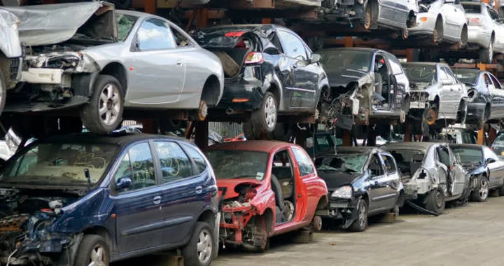 Rottamazione auto con fermo amministrativo, l'attesa novità