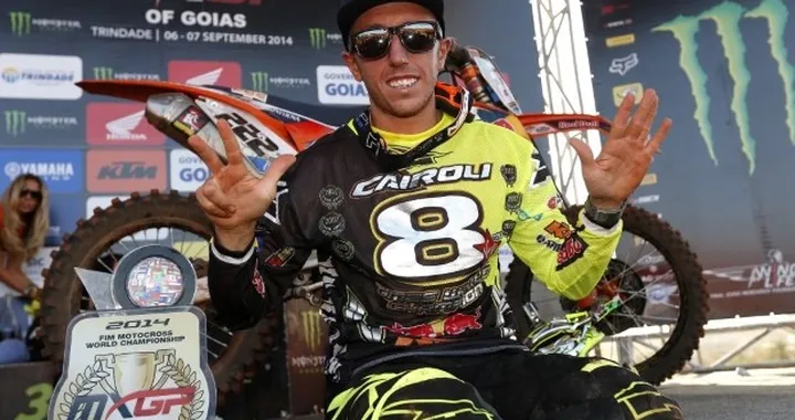 Antonio Cairoli: 8 volte Campione del Mondo Motocross [Mega Gallery]