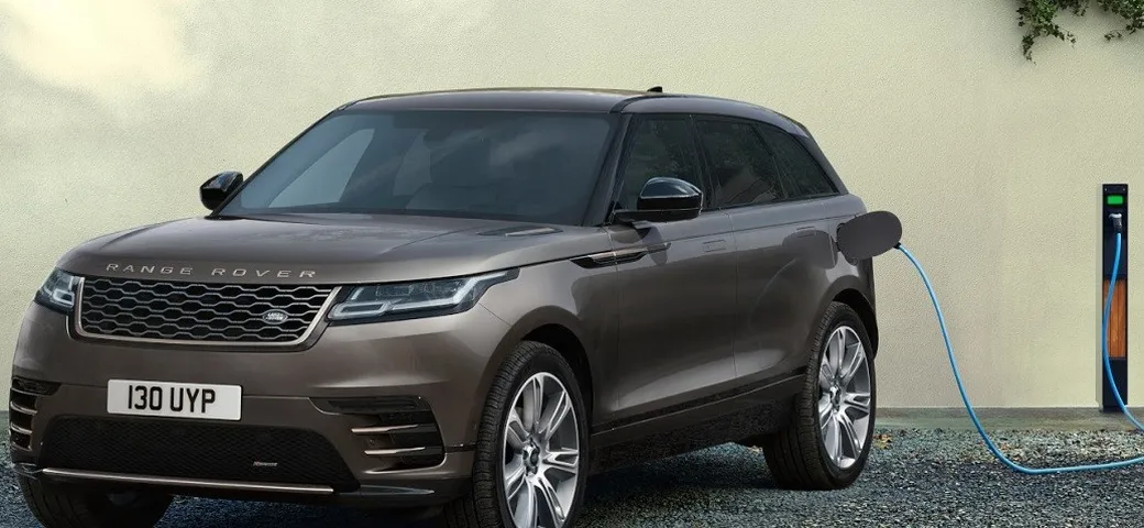 Range Rover Velar 2022: aggiornamenti hi-tech, nuove dotazioni, edizione speciale