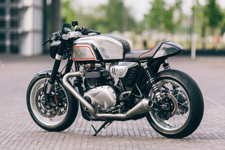 Blacktrack Motors BT-02 by Sasha Lakic: una Norton Manx 2.0