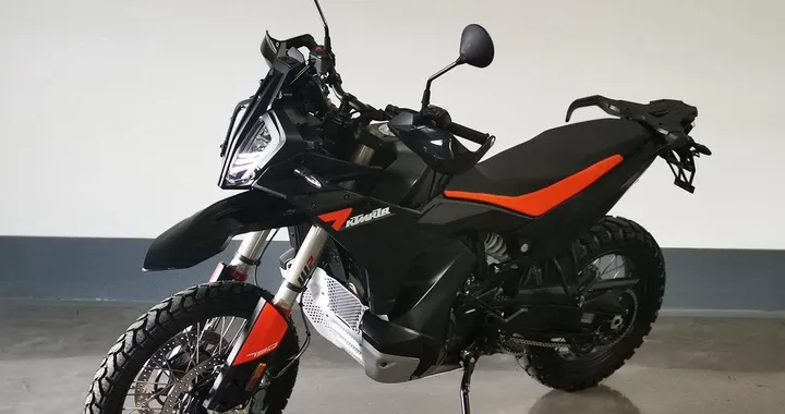 KTM 790 Adventure e 1290 Super Adventure: in arrivo nuove varianti