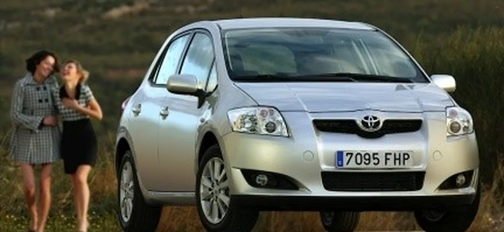 Toyota Auris - annunciati i prezzi