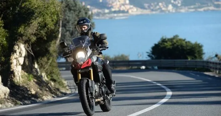 Suzuki V-Strom 1000 ABS Video Test