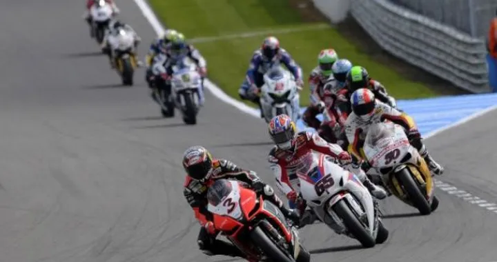 La Superbike torna in Italia: Biaggi e Melandri accendono Misano