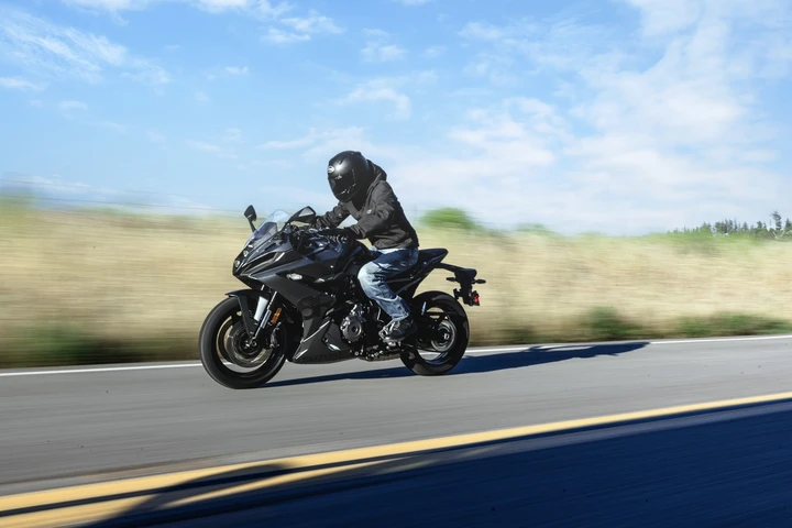 Suzuki GSX-8R 2024