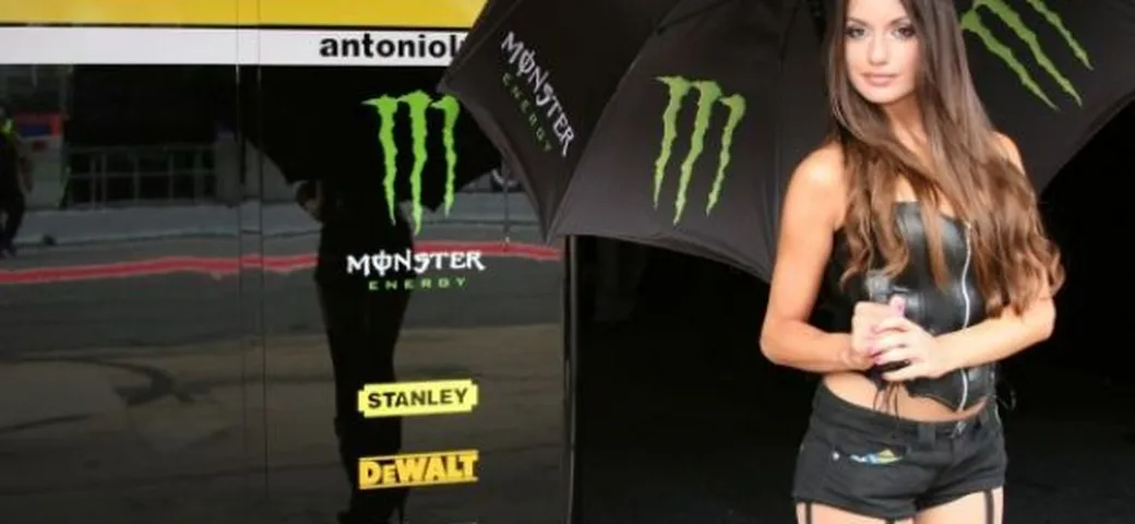MotoGP: Paddock Girls e Umbrella Girls del Montmelò