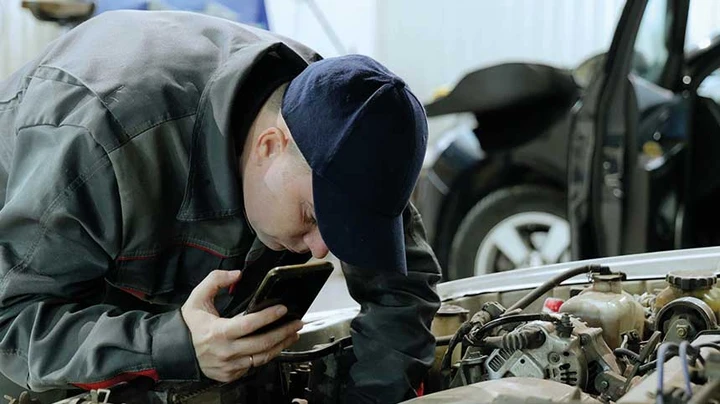 ChatGPT, come usare l'intelligenza artificiale per la diagnosi auto