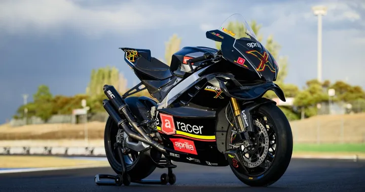 Aprilia RSV4 X ex3ma: la moto più avanzata di Aprilia Racing