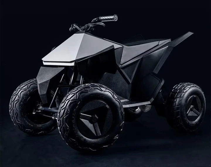 Tesla Cyberquad: al via gli ordini in Italia del nuovo quad elettrico [FOTO]
