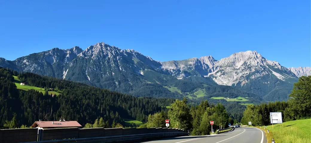 Viaggi e road trip in Europa: itinerari partendo in auto dall'Italia