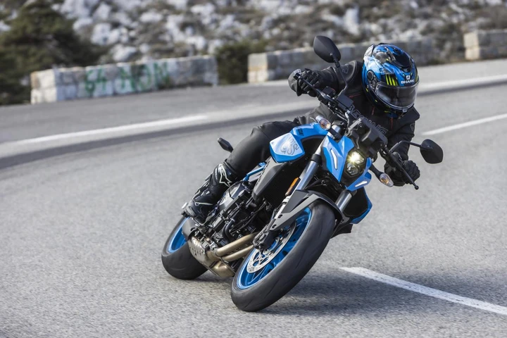 Suzuki GSX-8S