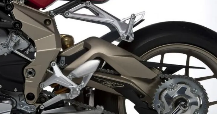 MV Agusta Rivale: in arrivo una nuova motard stradale italiana?