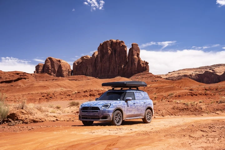 MINI Countryman si prepara all'off-road, test estremi sulle Rocky Mountains