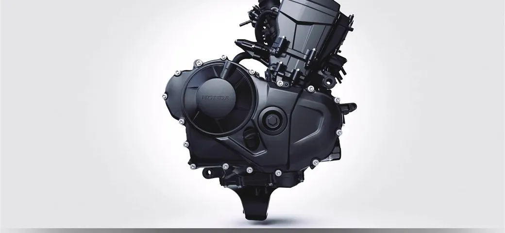 Honda Hornet: i segreti del nuovo motore bicilindrico