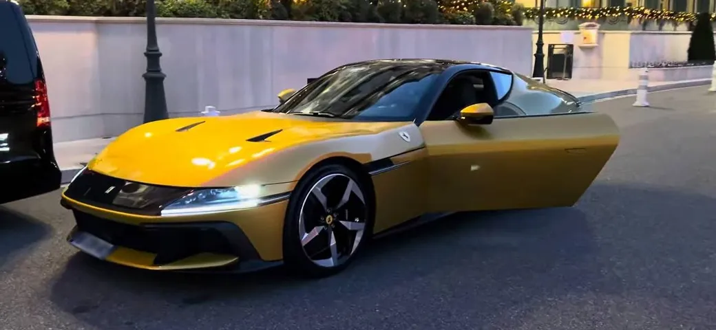 Ferrari 12Cilindri: a Monte Carlo brilla la sua luce glamour | Video