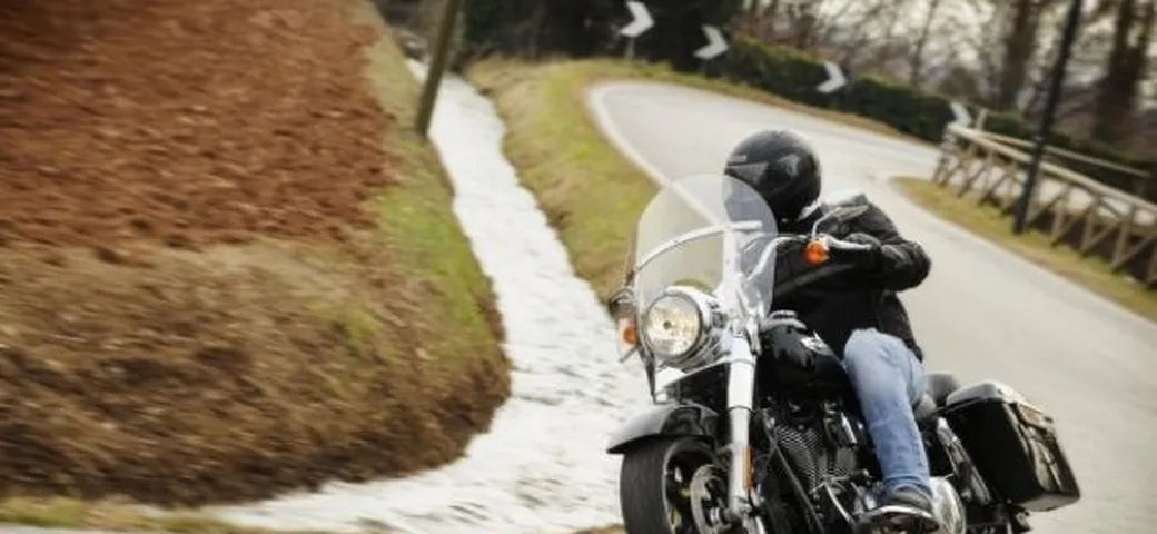 Harley Davidson Dyna Switchback 2012: il TEST di Motoblog