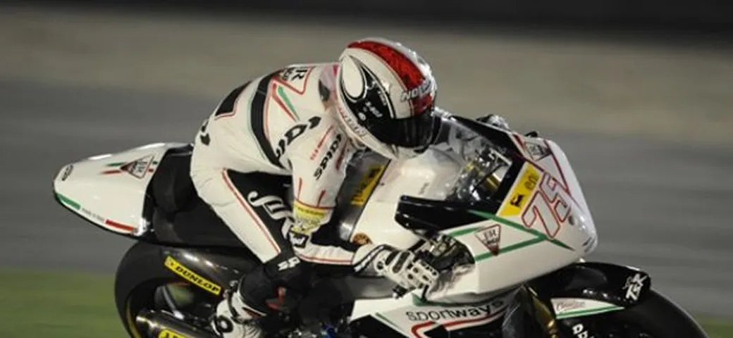 Moto2: Mattia Pasini punta al podio a Jerez