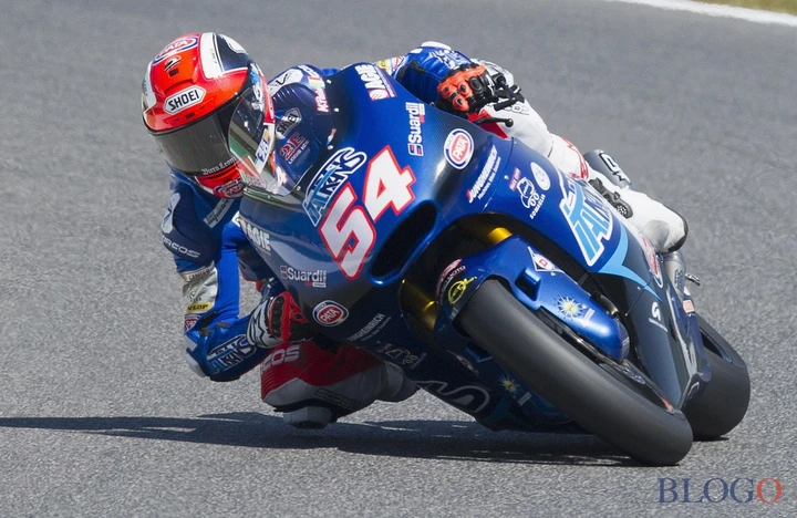 Mattia Pasini squalificato: olio irregolare sulla sua Moto2