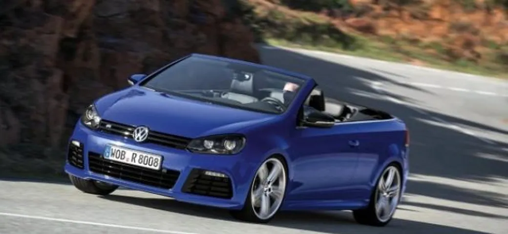 Volkswagen Golf R Cabrio: foto nuove della scoperta sportiva