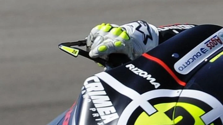 Motomondiale: dal 2012 paraleve al manubrio obbligatorie in tutte le classi