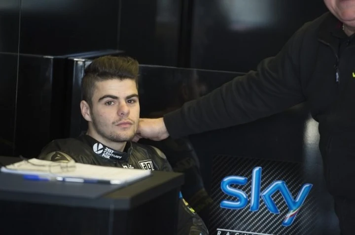 Moto3, Qatar: Fenati subito davanti a tutti nelle FP1, 9° Bagnaia