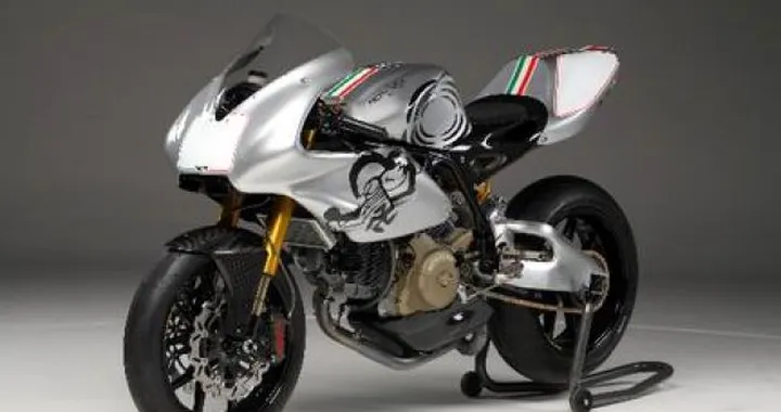 NCR e Valter Bartolini al debutto con la Millona Factory 2009 nel Ducati Desmo Challenge al Mugello