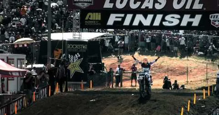 Behind The Machine - Behind the Machine - KTM - Trailer