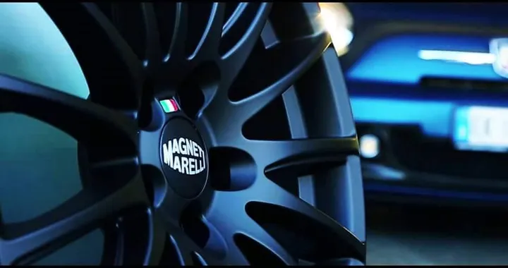 Samsung tratta con FCA per Magneti Marelli