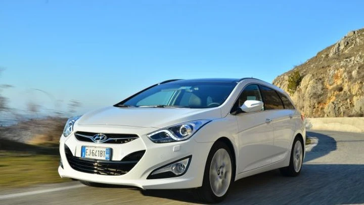 Hyundai i40 Wagon: video test drive