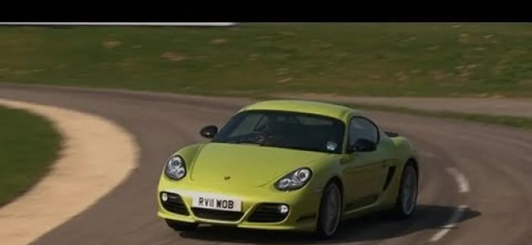Video: Autocar confronta Porsche Cayman S e Cayman R